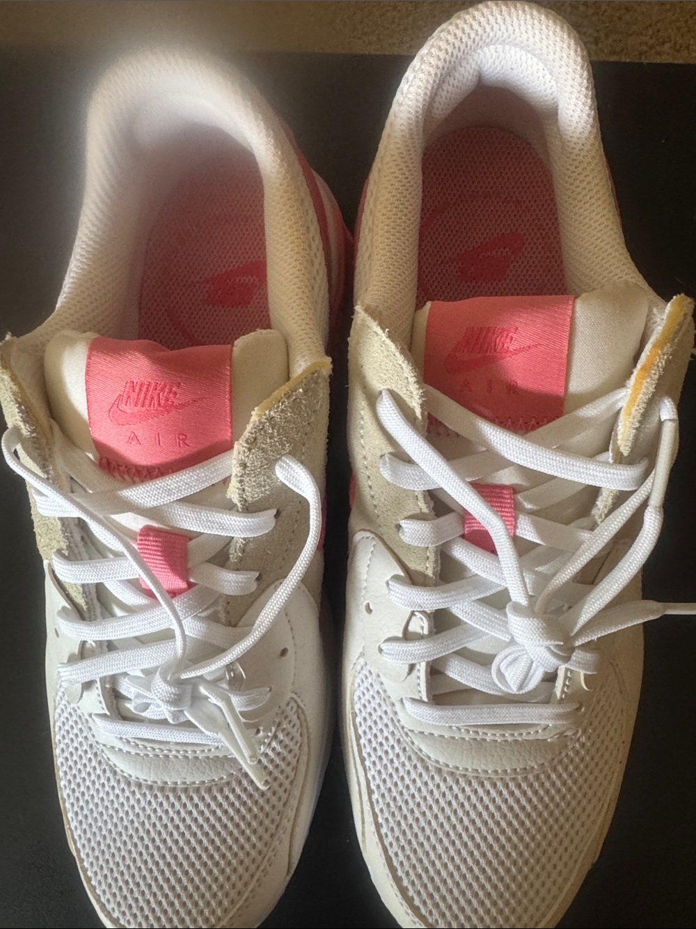 Nike Air Max Excee Women’s 9M White and Coral Pink Sneakers - New Never Worn